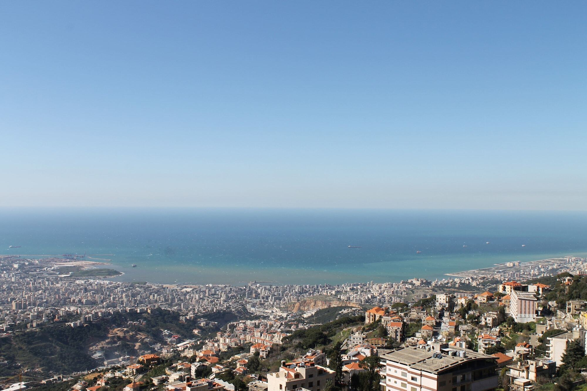 Hotel Al Bustan Beit Mery Exterior foto